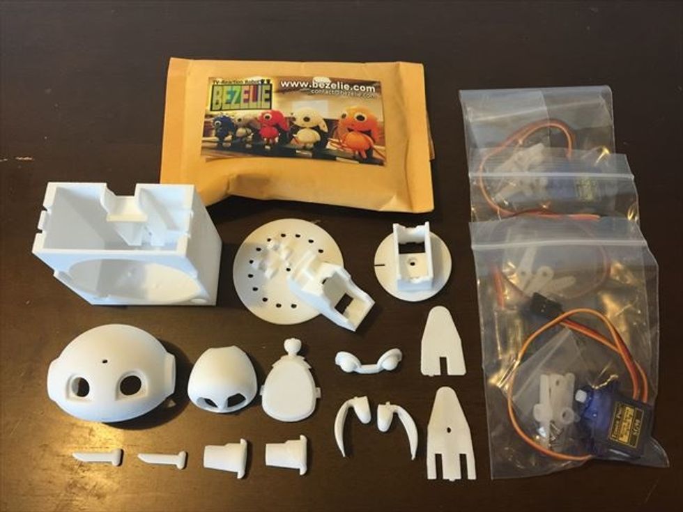 \u30d1\u30c3\u30b1\u30fc\u30b8\u306e\u4e2d\u8eab\u3092\u53d6\u308a\u51fa\u3057\u307e\u3059\u3002