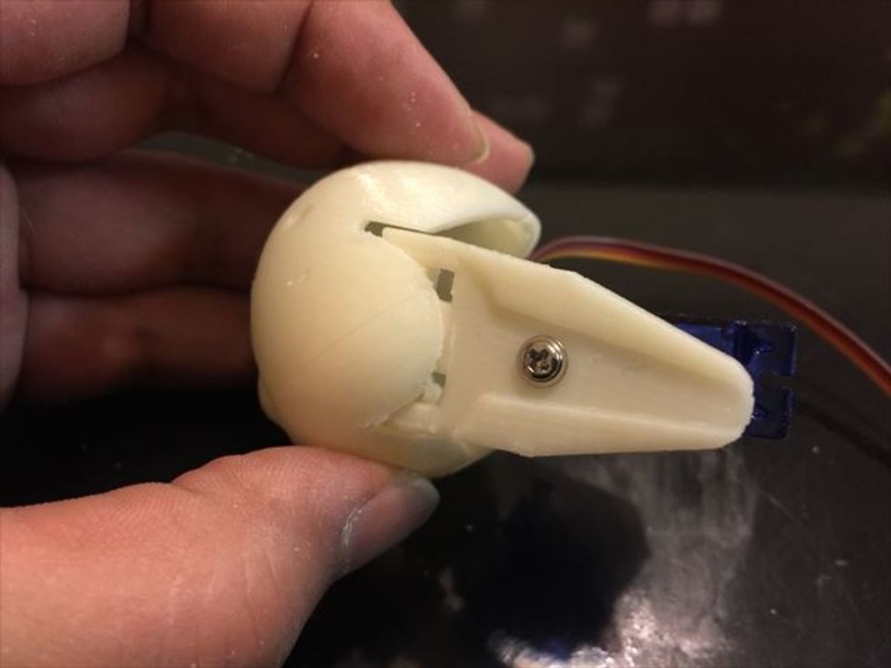 \u30d1\u30fc\u30c4\u3092\u982d\u90e8\u306b\u5dee\u3057\u8fbc\u307f\u307e\u3059\u3002