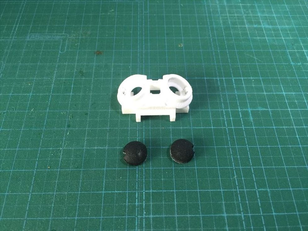 \u30e1\u30ac\u30cd\u578b\u30d1\u30fc\u30c4\u306b\u76ee\u7389\u3092\u306f\u3081\u8fbc\u307f\u307e\u3059\u3002\u5207\u308a\u6b20\u304d\u306e\u5411\u304d\u3092\u5408\u308f\u305b\u3066\u3001\u307e\u3063\u3059\u3050\u5dee\u3057\u8fbc\u307e\u306a\u3044\u3068\u5165\u3089\u306a\u3044\u306e\u3067\u3061\u3087\u3063\u3068\u96e3\u3057\u3044\u3067\u3059\u3088\u3002