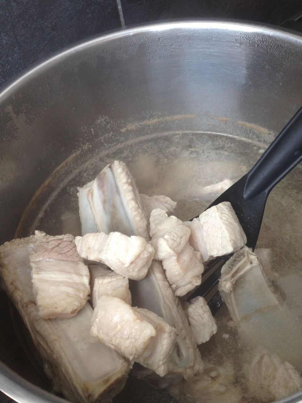 \u4e00\u9996\u6b4c\u7684\u6642\u9593\u5f88\u5feb\u5c31\u904e\u53bb\u4e86\uff0c\u6211\u5011\u628a\u5ddd\u76ea\u597d\u4e86\u7684\u8c6c\u8089\u8c6c\u9aa8\u90fd\u6253\u6488\u4e0a\u4f86\uff01\u80a5\u561f\u561f\u7684\u8c6c\u5bf6\u5bf6\u5011\uff01