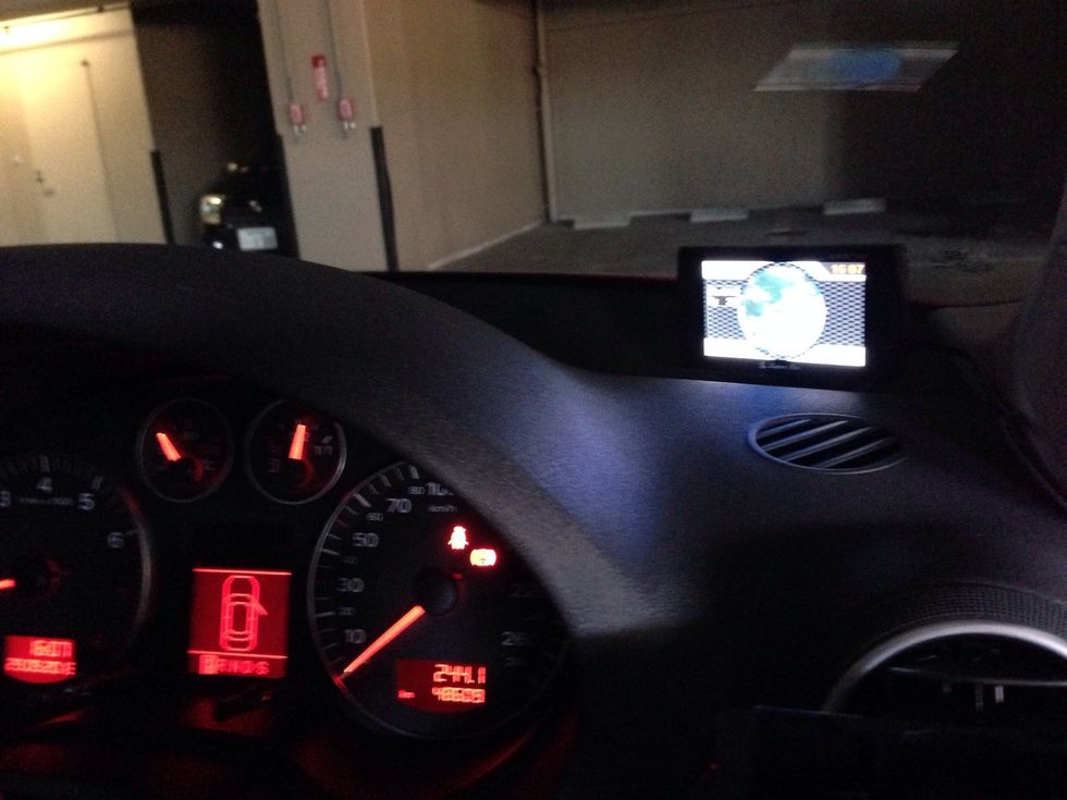 \u5b8c\u6210\u3002\u3053\u308c\u3067\u30ec\u30fc\u30c0\u30fc\u63a2\u77e5\u6a5f\u306a\u3069\u306e\u96fb\u88c5\u54c1\u304c\u30a8\u30f3\u30b8\u30f3\u306eON/OFF\u306b\u9023\u52d5\u3057\u3066\u4f7f\u3048\u307e\u3059\u3002