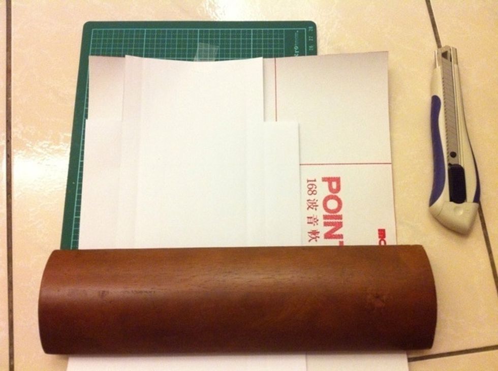 \u5c0d\u5230\u525b\u525b\u7684\u684c\u8173\u5340\u584a\u8edf\u7247\uff0c\u88c1\u526a\u6240\u9700\u5927\u5c0f\u3002\u5225\u5fd8\u4e86\u9810\u7559\u4e00\u9ede\u908a\uff0c\u7562\u7adf\u591a\u4e86\u53ef\u4ee5\u4fee\u6389\uff0c\u5c11\u4e86\u5c31\u919c\u4e86\u3002