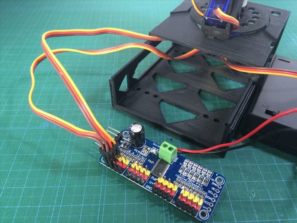 \u6b21\u306b\u30b8\u30e7\u30a4\u30f3\u30c8\u30d1\u30fc\u30c4\u306e\u30b5\u30fc\u30dc\uff08rotation\uff09\u306e\u30b1\u30fc\u30d6\u30eb\u3092\u3001\uff11\u756a\u306b\u3064\u306a\u304e\u307e\u3059\u3002