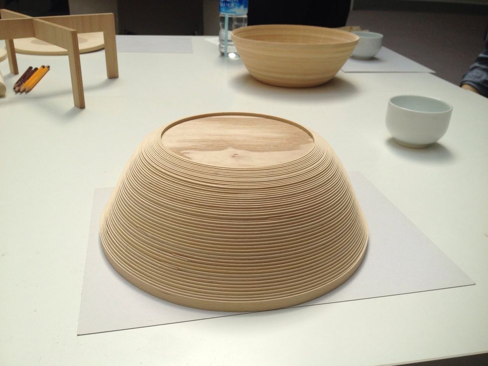 \u80cc\u9762\u3001\u9ad8\u3055\u3092\u51fa\u3057\u3066\u4e38\u307f\u3092\u4ed8\u3051\u305f\u5f62\u306b\u3057\u3066\u307f\u307e\u3057\u305f\u3002\u3053\u306e\u4f4d\u306e\u72b6\u614b\u3060\u3068\u5fae\u8abf\u6574\u306f\u624b\u3067\u3082\u53ef\u80fd\u3067\u3059\u3002