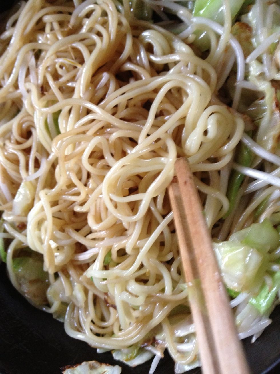 \u9eba\u3001\u30bd\u30fc\u30b9\u3092\u5165\u308c\u3066\u7092\u3081\u308b