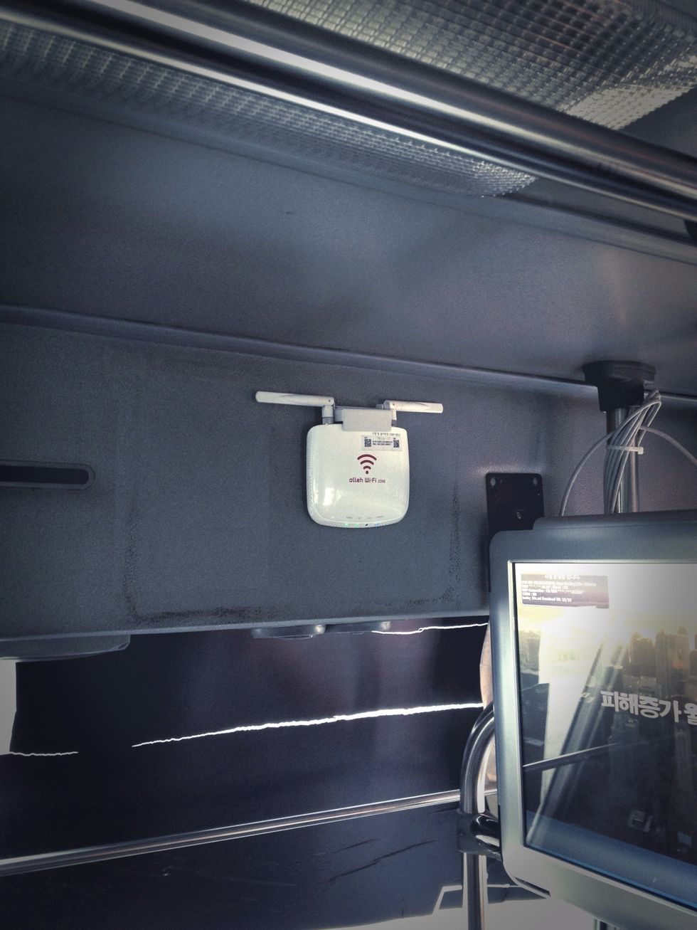 \uad11\uc5ed\ubc84\uc2a4\ube44\ub294 \ud1b5\uc2e0\ube44 \ud3ec\ud568\uc778\uac74\uac00... \uc554\ud2bc \ube44\uc2f8\ub2e4.