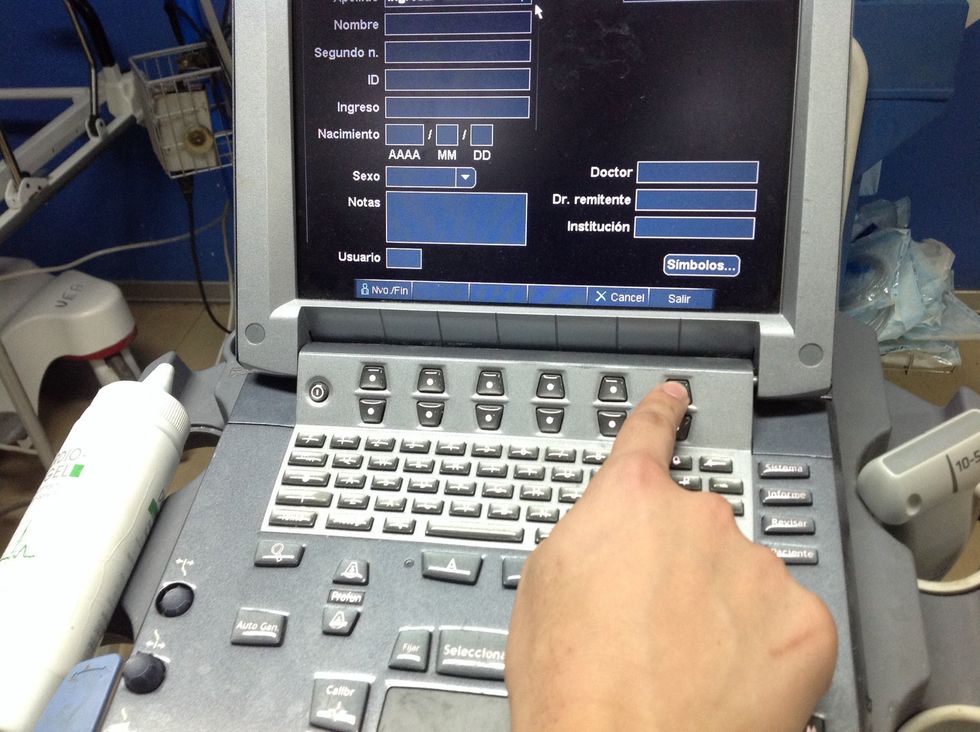 Una vez ingresado apretar "SALIR"