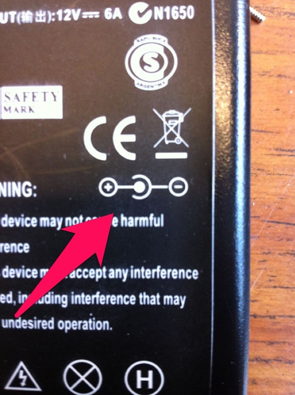Understand the polarity of your adaptor.