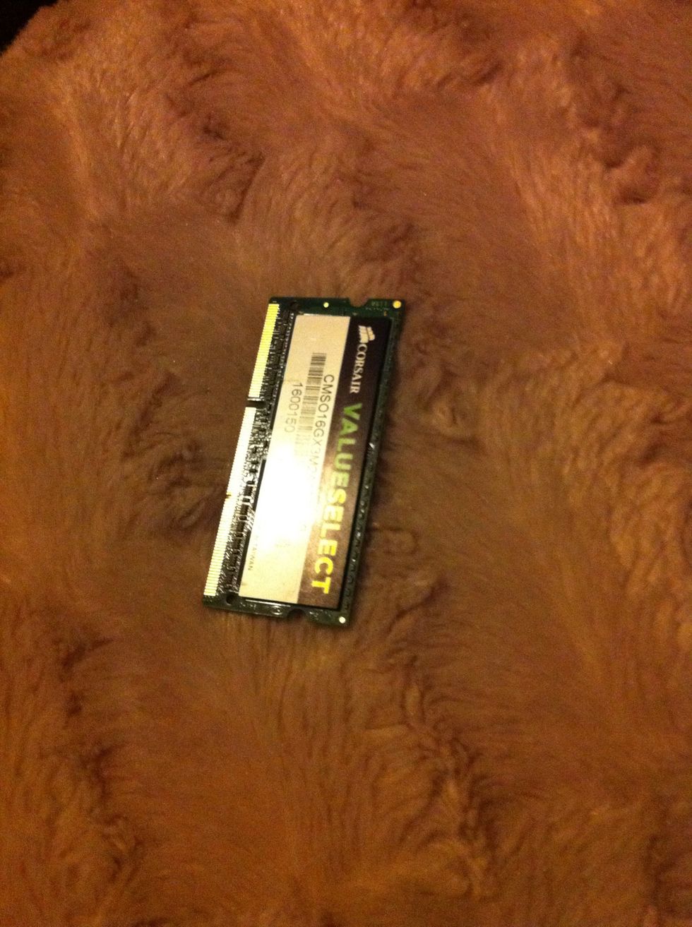 Unpack your new 16gb Ram memory 2x 8gb
