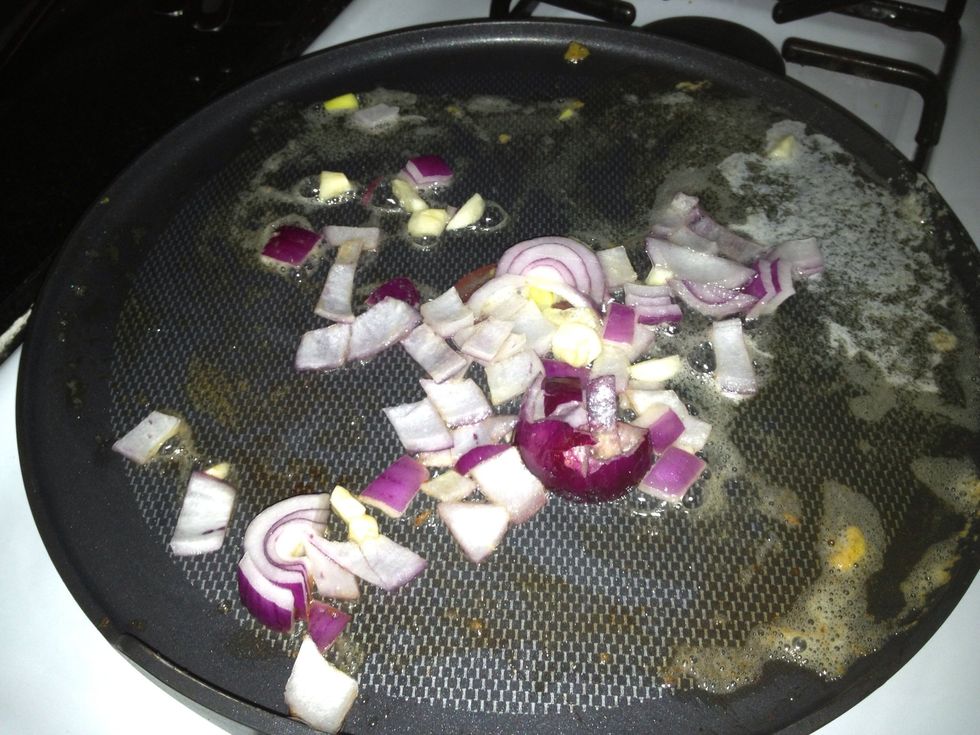 Use 1 spoon butter stir fry onion and garlic.