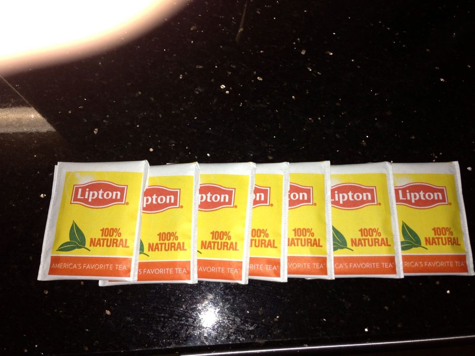 Use 7 tea bags to make 3 quarts of iced tea.