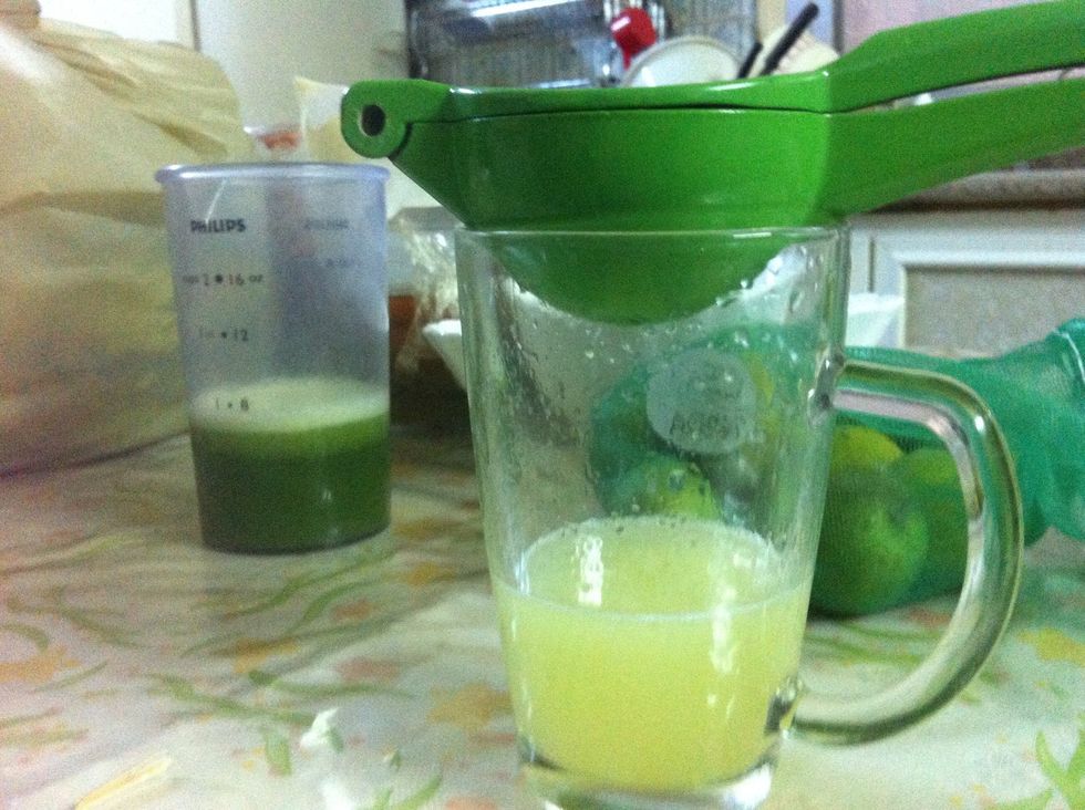 Use a citrus press or citrus juicer to get 1/2 cup of lime juice. DO NOT USE BOTTLED LIME JUICE...that crap's just too nasty!