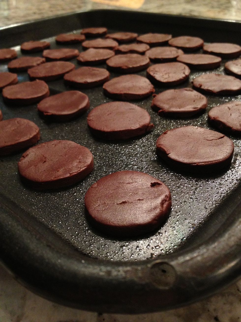 Use a cookie cutter to cut out the dough. Bake the cookies for 8-10 minutes.