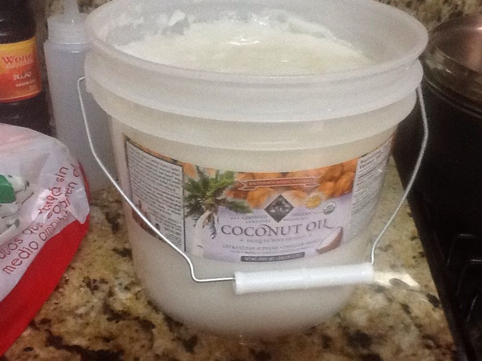 Use a high temperature cooking oil to cook the beef. Coconut oil is what was on hand.