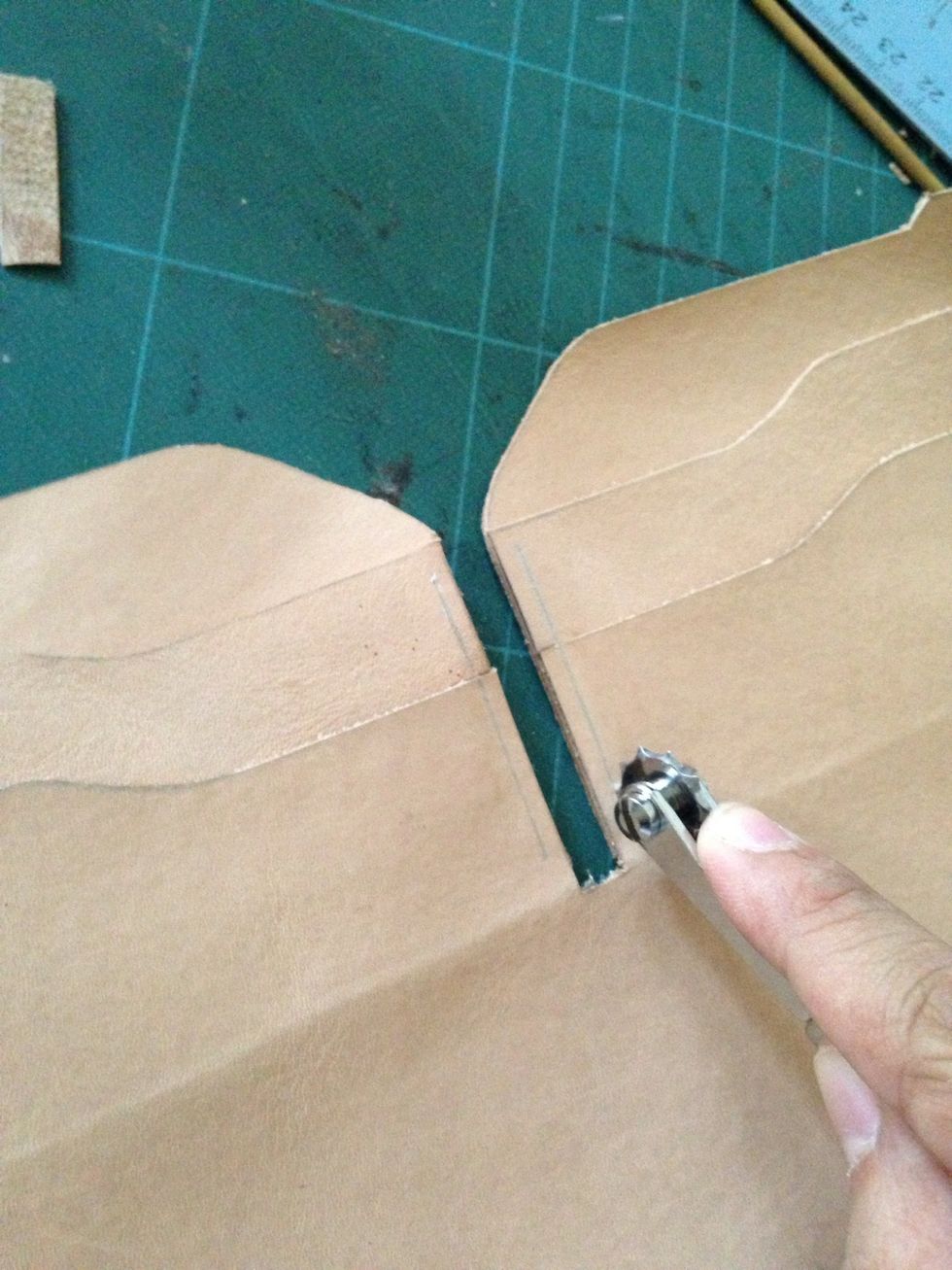 Use a stitching wheel to mark your stitches