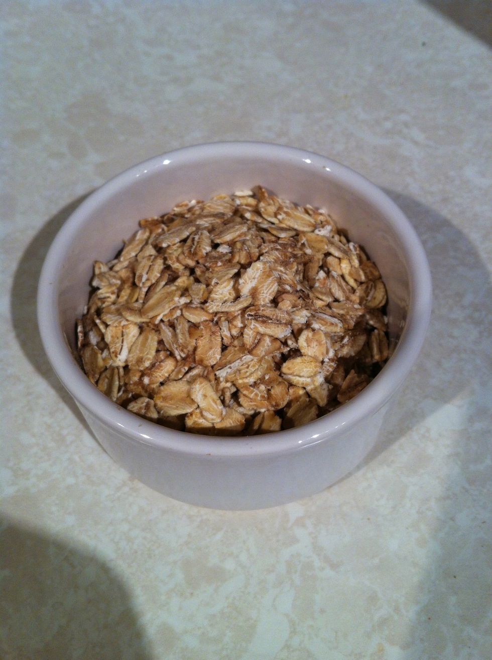 use a suitable measure such as a ramekin, these oats are quite hearty; don't over-fill