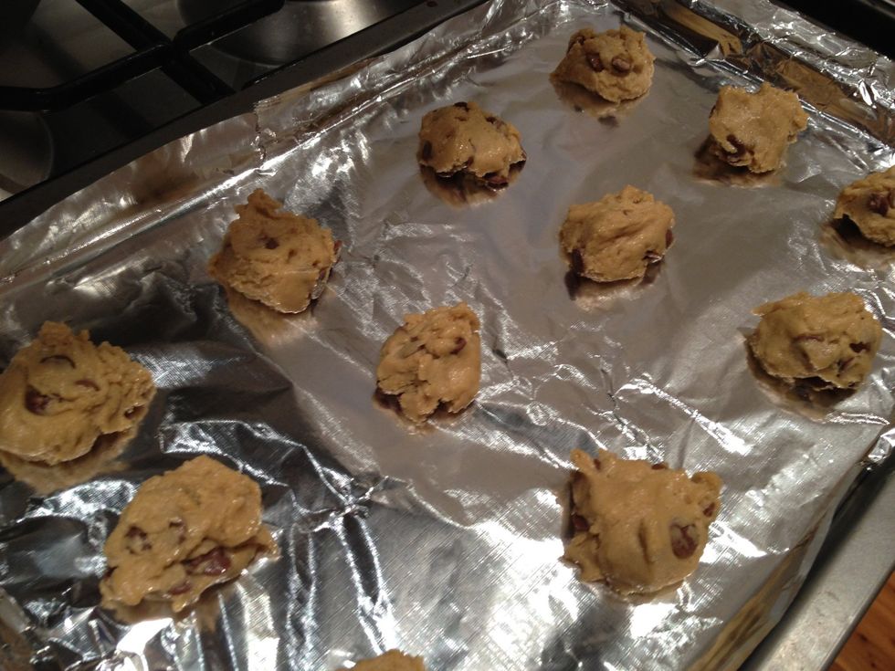 Use a teaspoon to scoop healthy dollops of dough onto the tray, spacing them out to allow for spreading. Bake for 8-10 minutes.