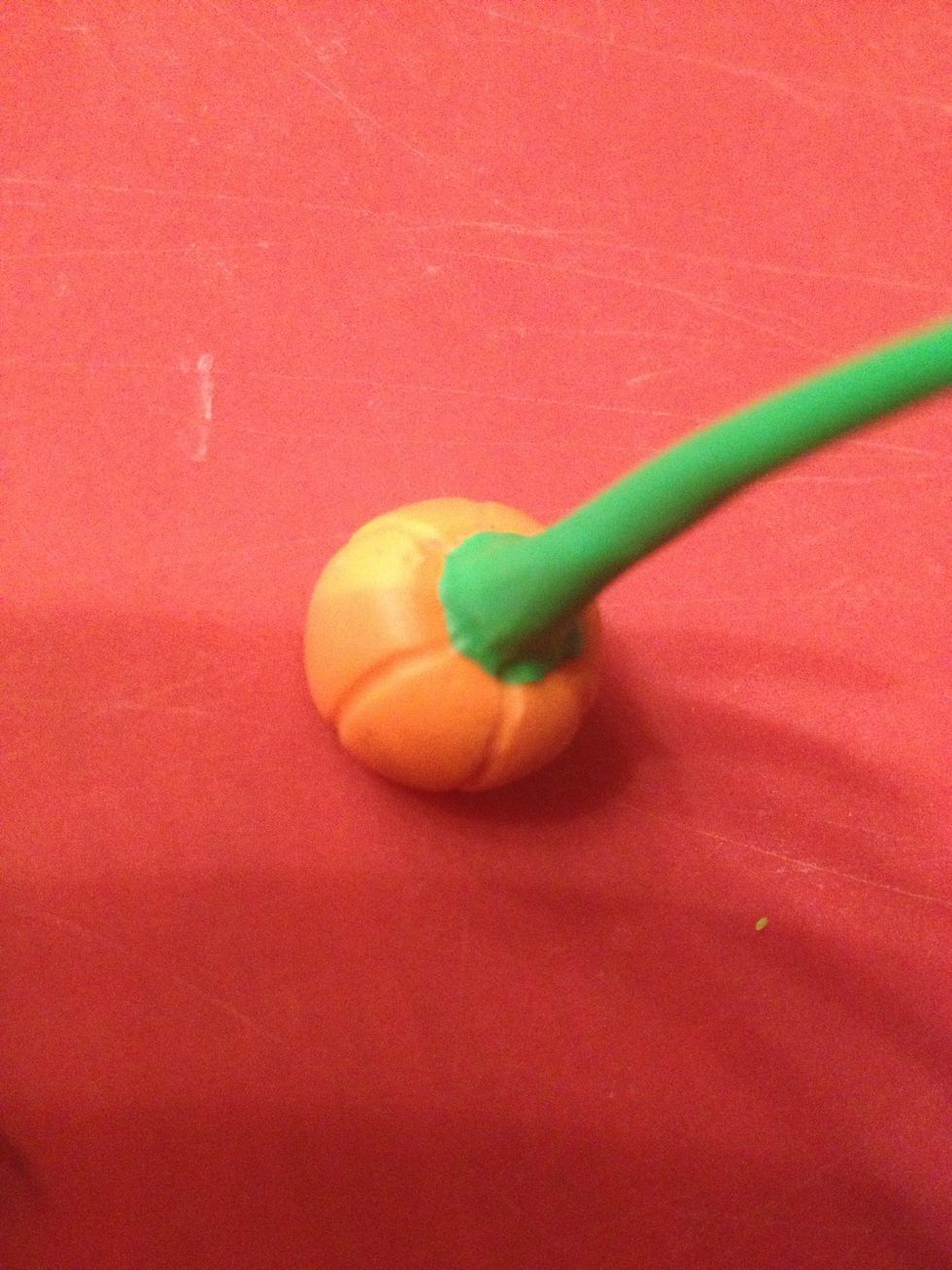 Use a tool to smooth parts of the green into the orange