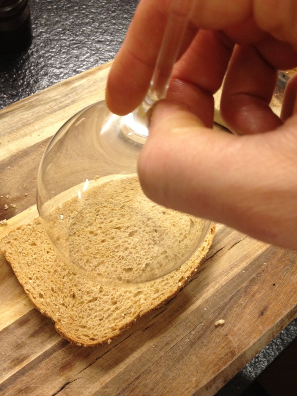 Use a wine glass if you don't have a ring mold