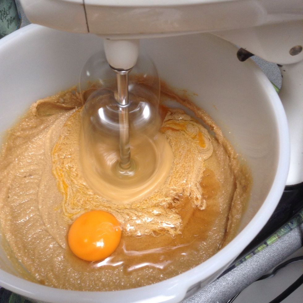 Use an electric mixer to mix the sugar & butter; mix at medium-high speed for at least 5 minutes, until smooth and creamy. Add the egg yolks, one at a time, while mixing to fully incorporate each one.