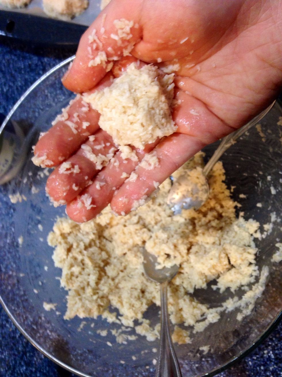Use an ice cream scoop or mold the dough with hands.
