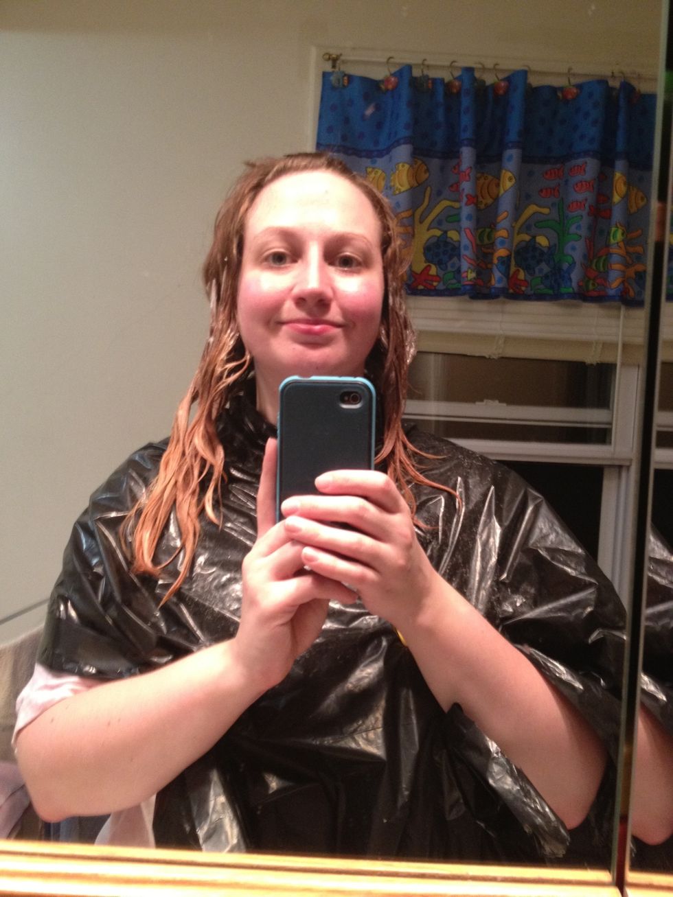 Use another landmark for the remaining bleach; I used my eyes. Let the bleach sit for the remaining time.