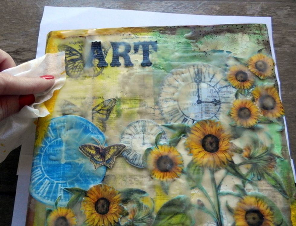 Use baby wipes to blend the paint.