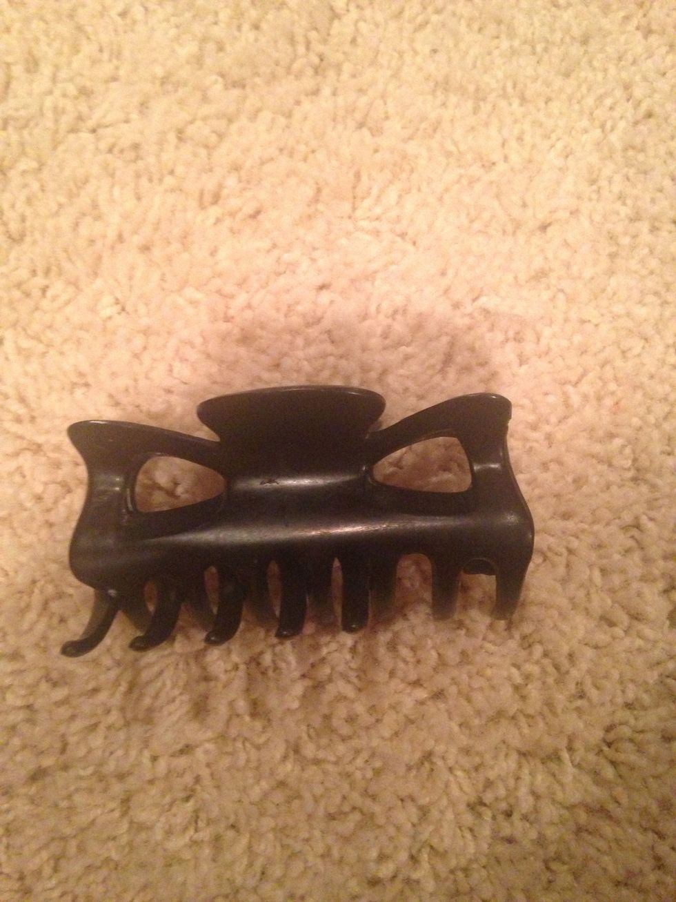 Use clips so you don't damage your hair