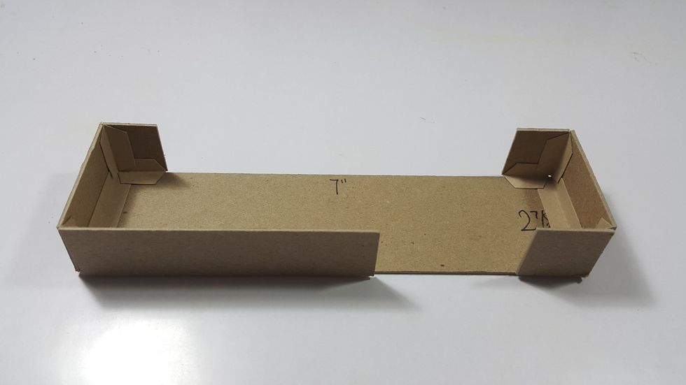 Use connecting strips to connect.