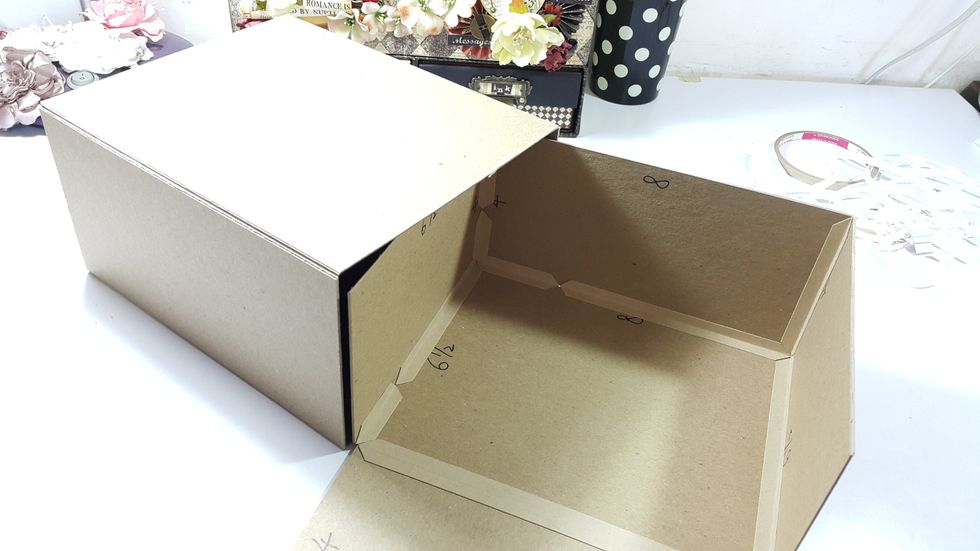 Use connecting strips to form into shape, the playhouse can easily be put inside.