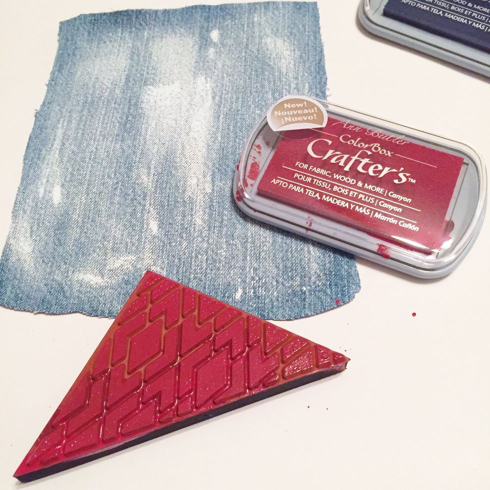 use Diamonds 2 stamp and ink using Canyon Ink.