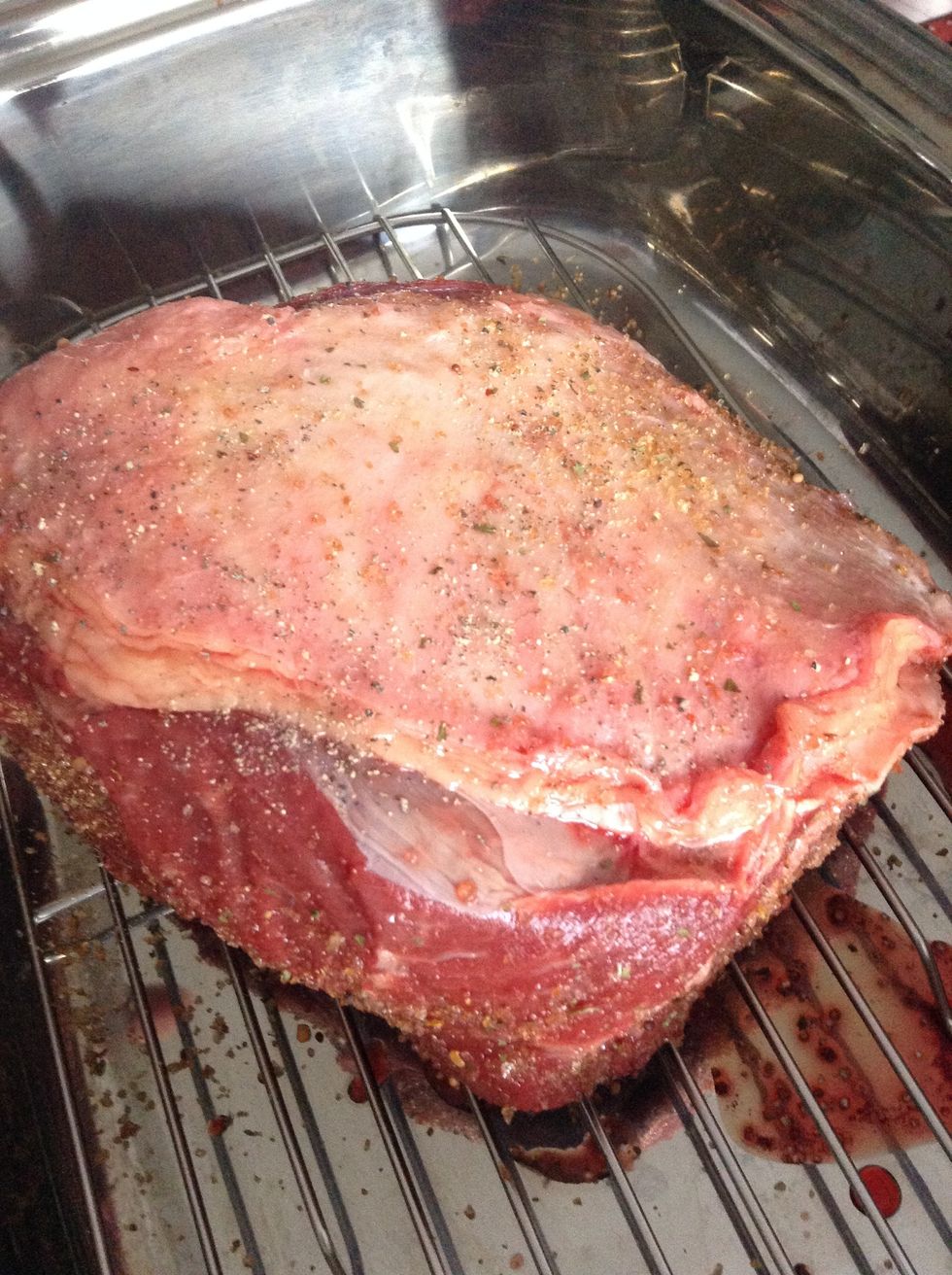 Use garlic salt to season the beef BEFORE it goes in the oven. Make sure you cover all of the beef heavily.