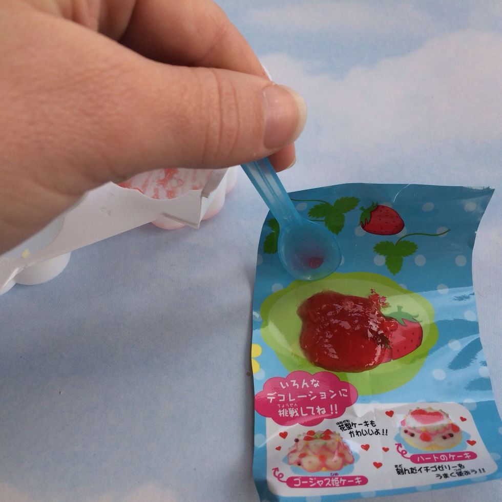 Use leftover Berry Mix and dump on Berry Bowl Placemat and Flatten