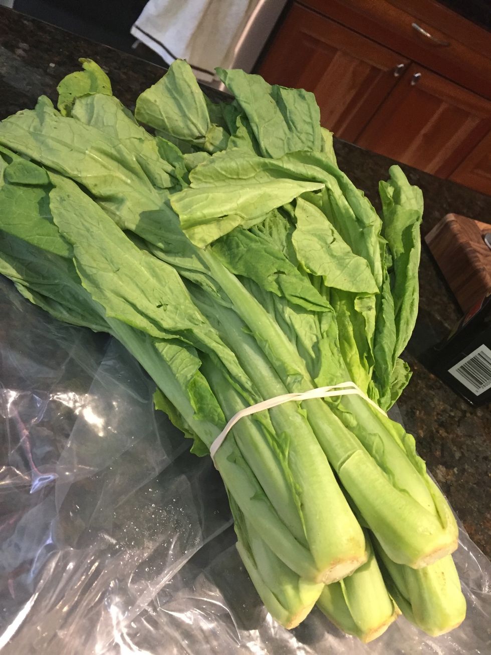 Use one bunch of mustard grrens