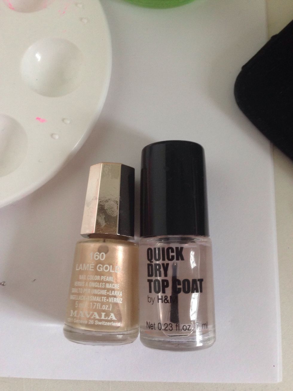 Use Quick dry top coat & a light color of your choice!\ud83d\udc8b