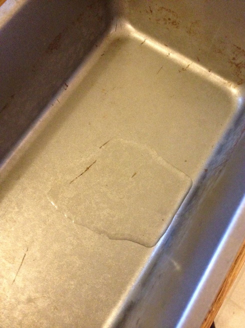 Use some coconut oil to grease the loaf pan.