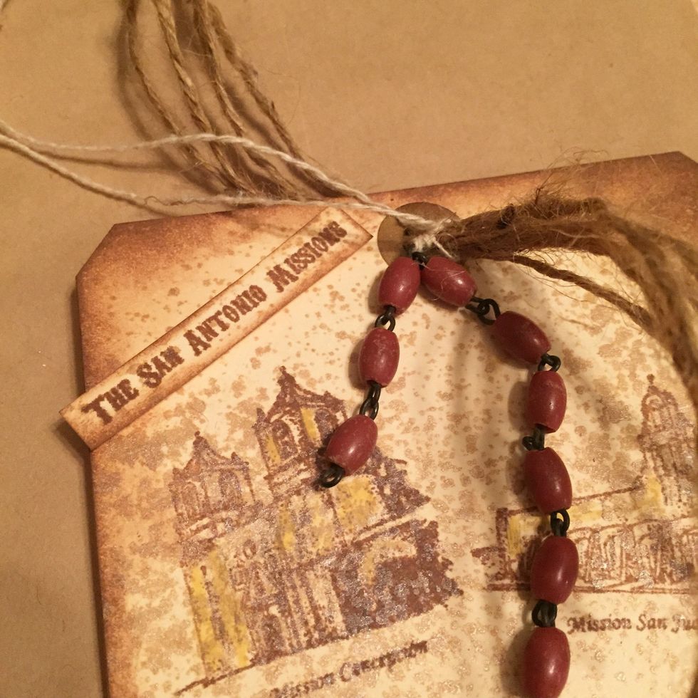 use string to tie bead chain to jute