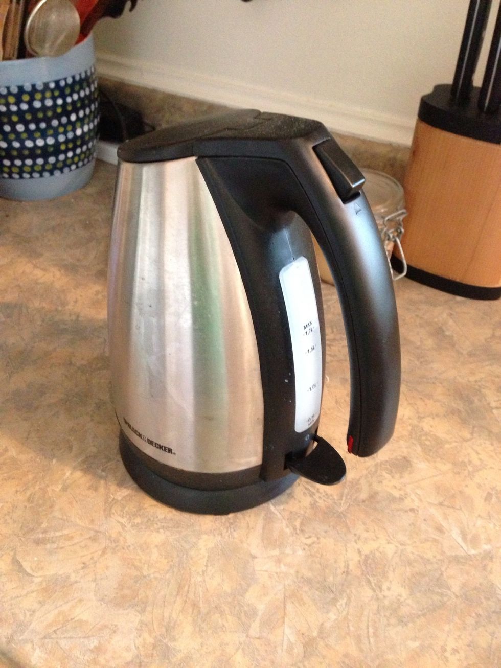 Use the coldest water you can find. I use our filtered Britta water from the fridge and fill the kettle Approx 5 cups. Boil water.