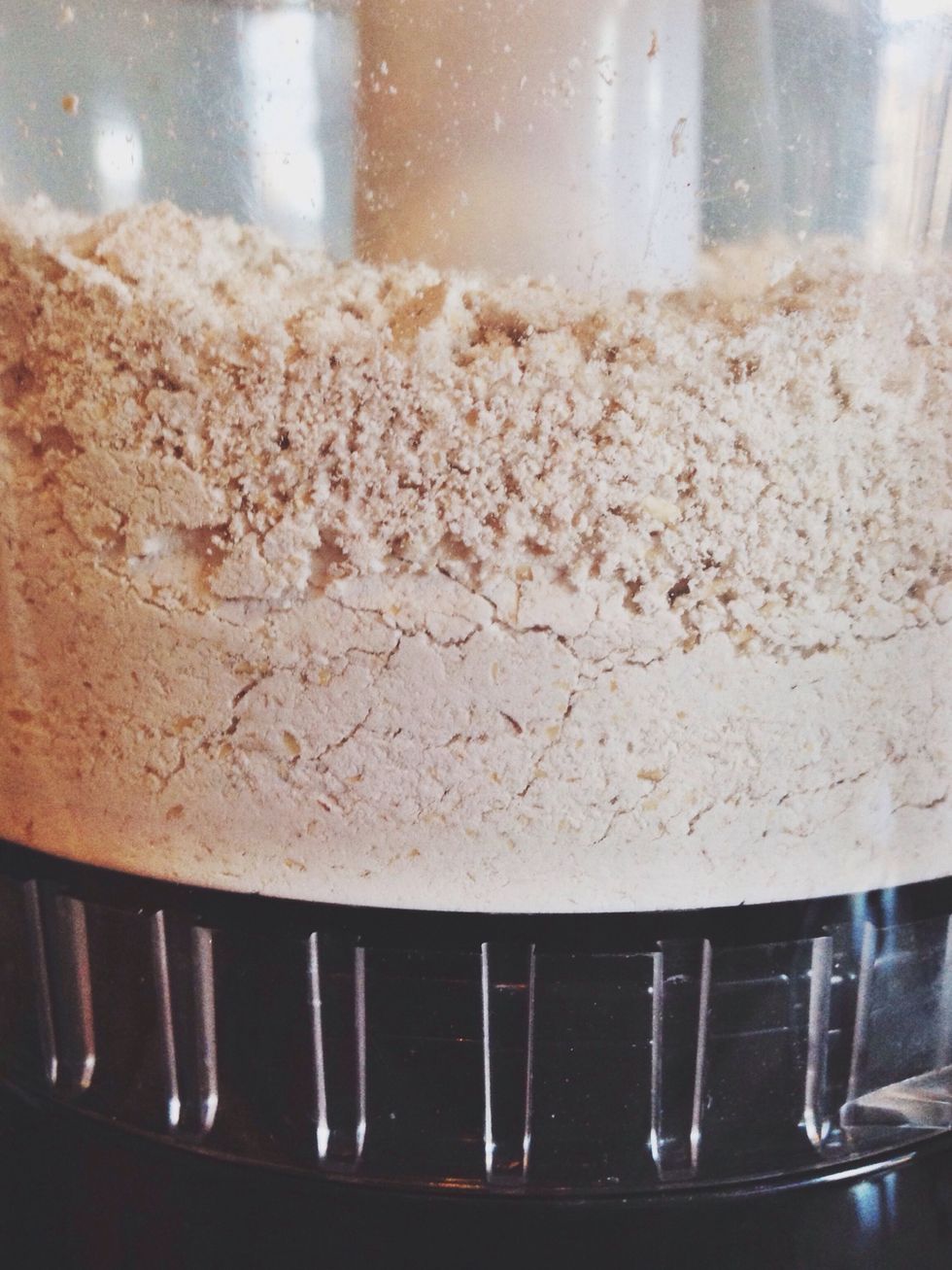 Use the "food processor" feature until oats turn into "oat flour." Some get confused by the word "colloidal" thinking it's a fancy type of oatmeal.