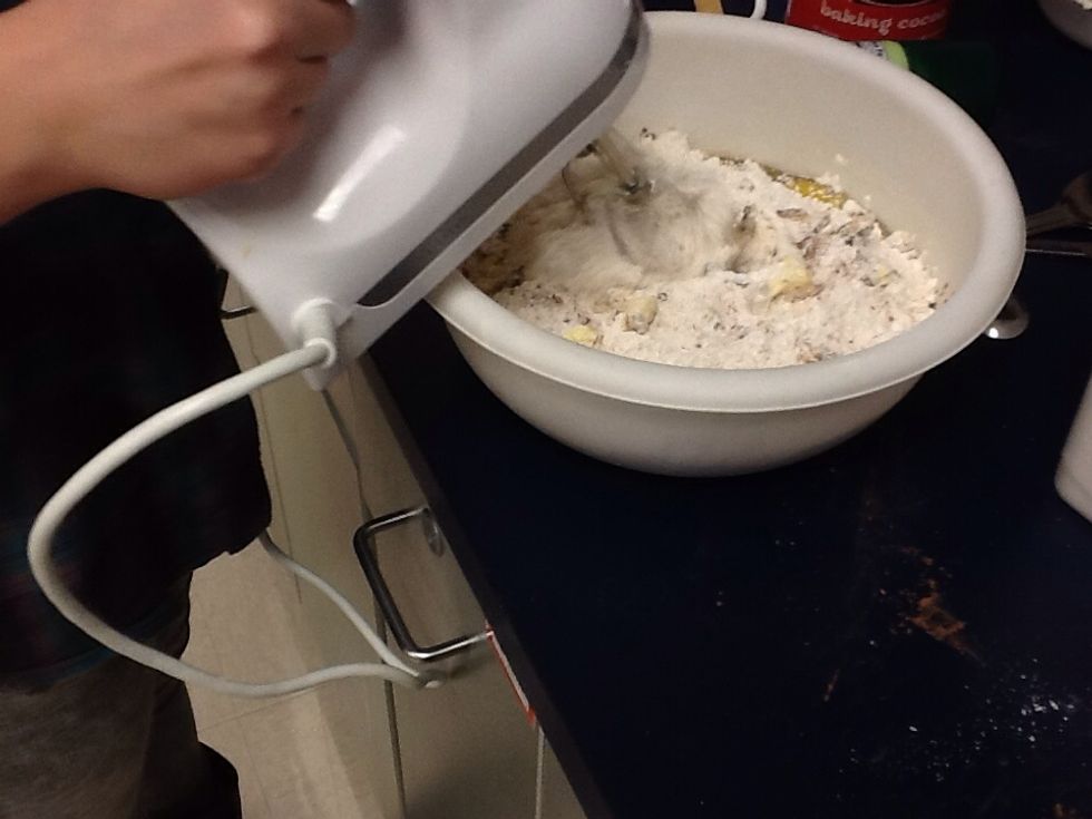 Use the hand mixer to get your batter together