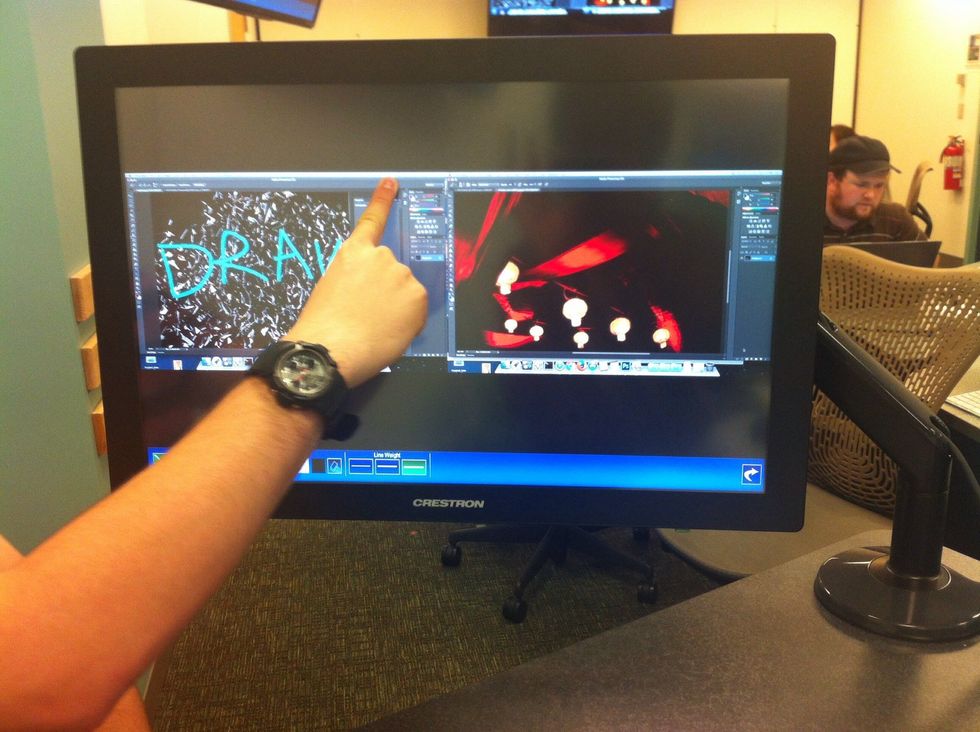 Use the lectern's annotation feature to write notes and emphasize certain aspects of each display. Return to the main screen by selecting the white back arrow button in the lower left hand corner.