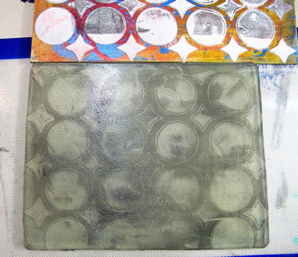 Use the panel to make a pattern on the Gelli Plate.  Did I blow your mind?!  Imagine the possibilities!