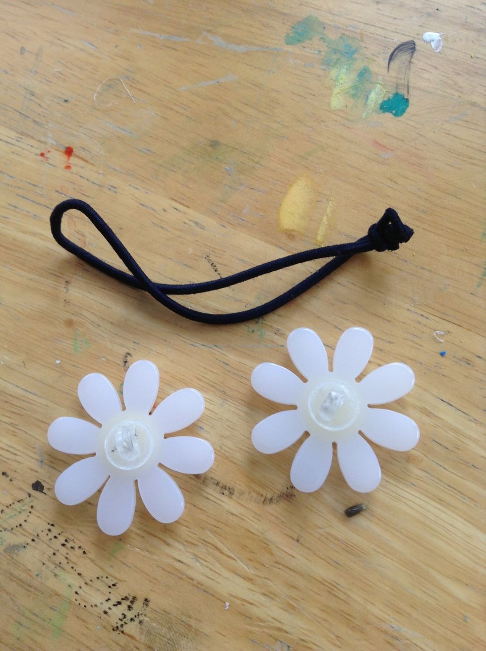 use the same method as is used in the daisy clip tutorial to remove the flowers.
