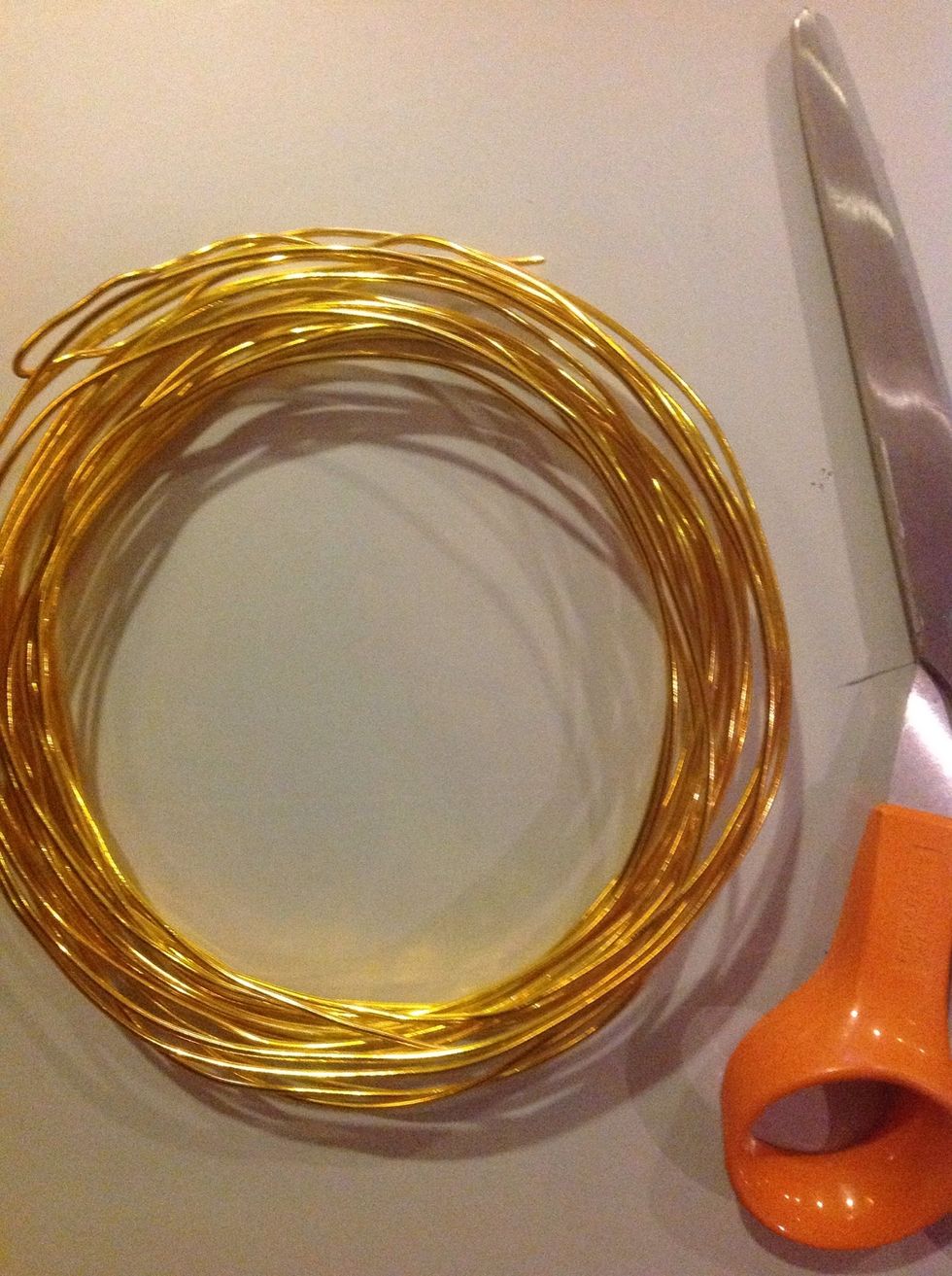 Use this thick wire, preferably in gold.