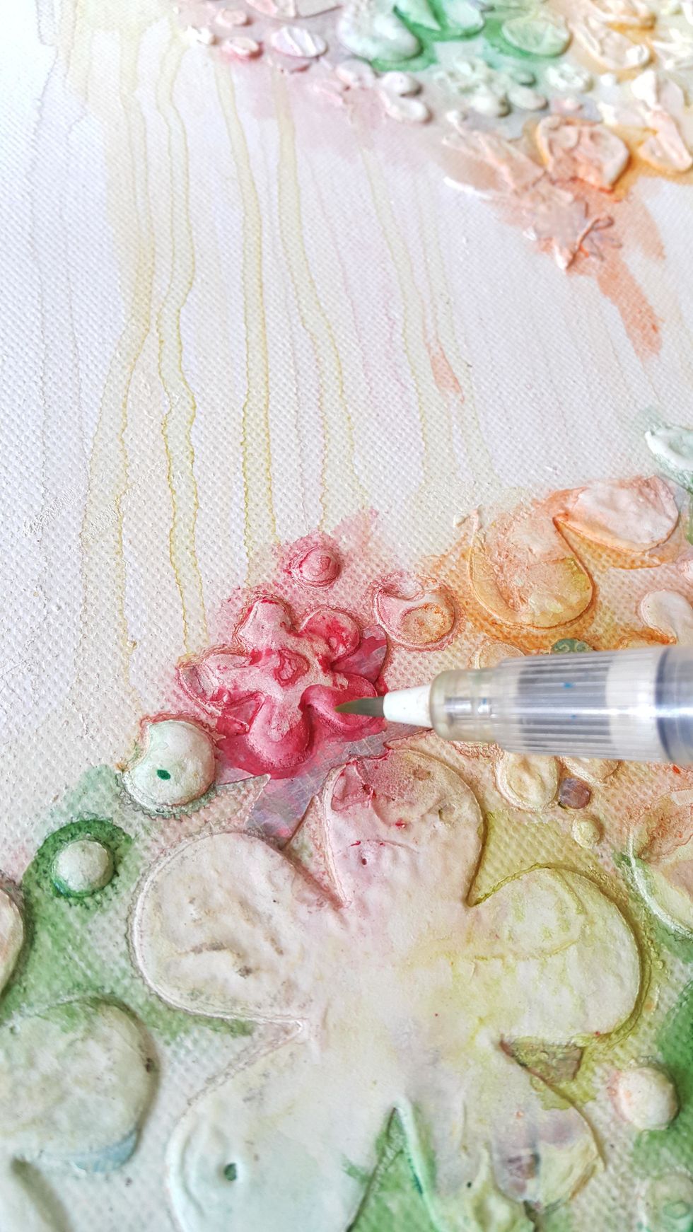 Use water brush to blend well the Big Brush colors