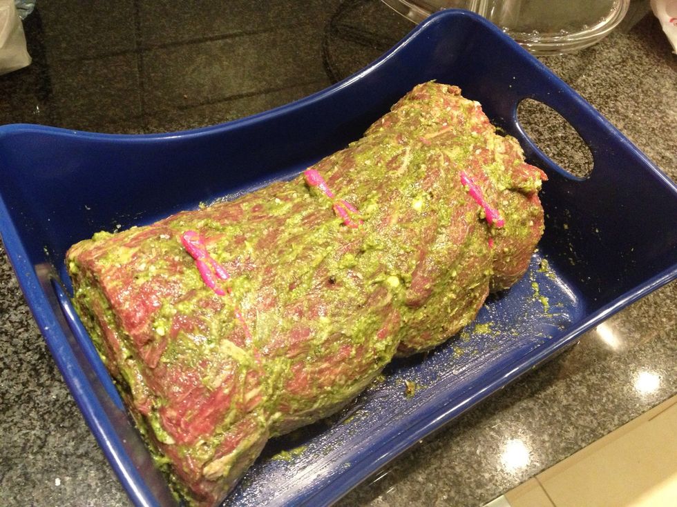 Used coarse salt to rub all over (including the centre connection between eye and fillet) and then massaged the thyme rub all over. Pink plasticky bits are the futuristic reusable twine I got from USA