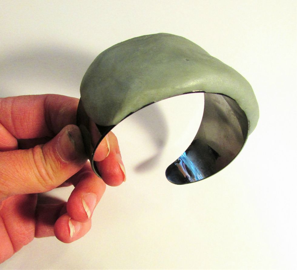 Usie Apoxie sculpt to cover your blank cuff