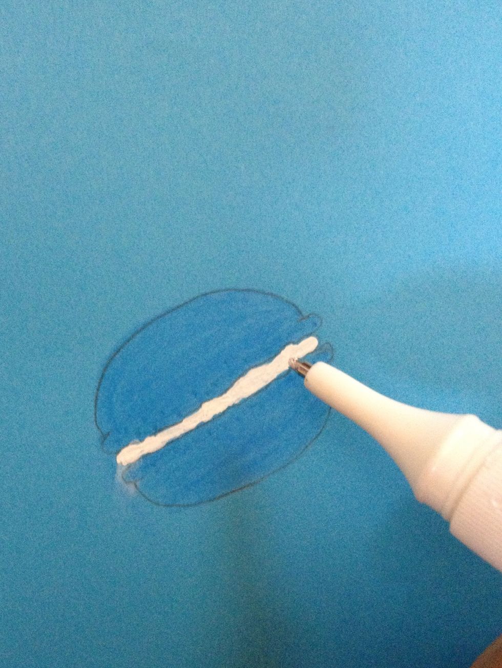 Using a correction pen , fill the vacuum