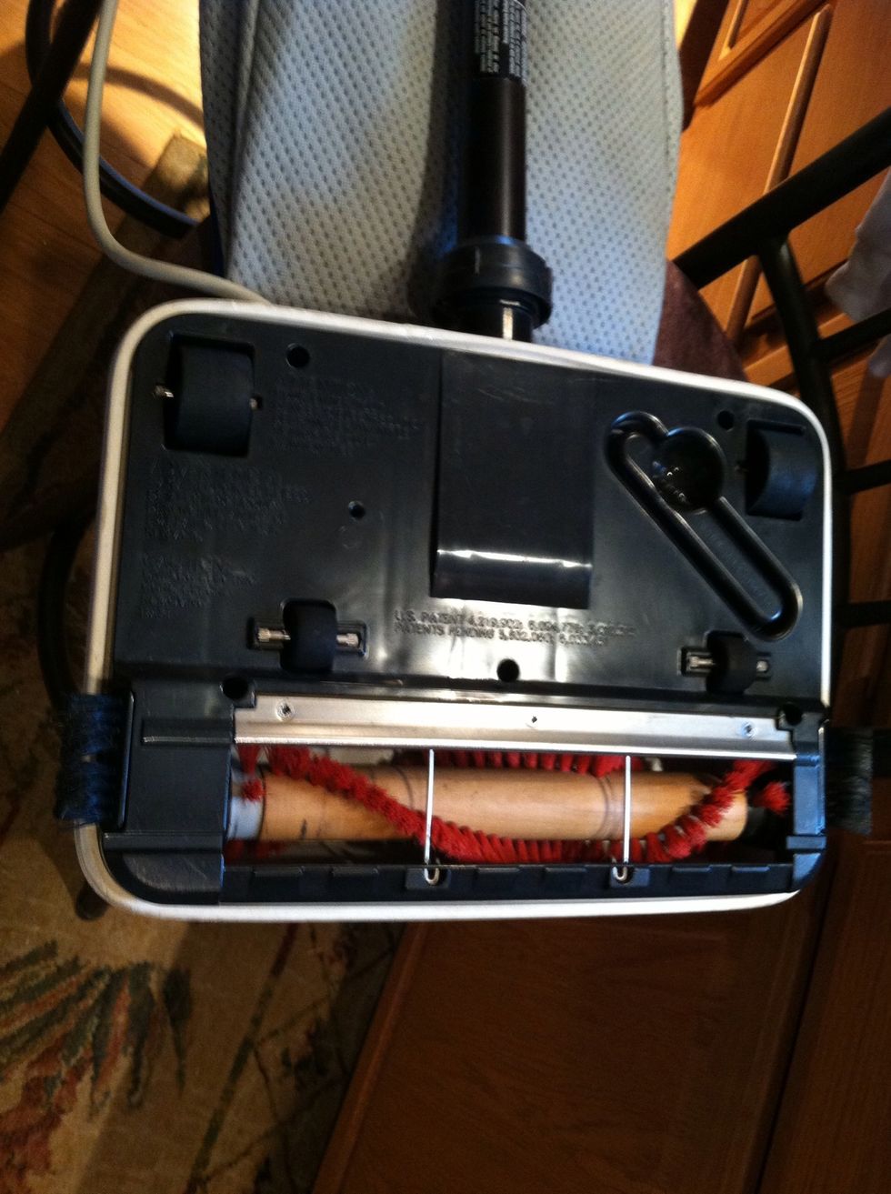 How to change an oreck vacuum cleaner belt B+C Guides