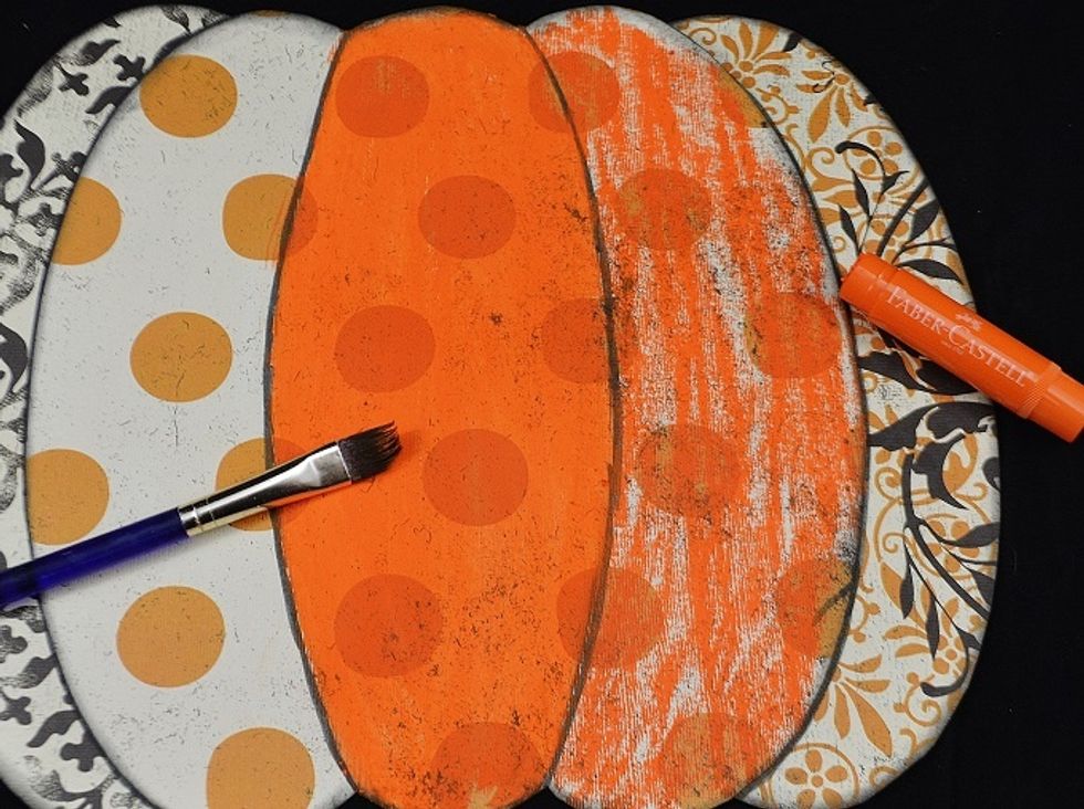 Using an orange Faber-Castell Gelato color the pumpkin and blend with a damp brush. Use a heat tool to dry.